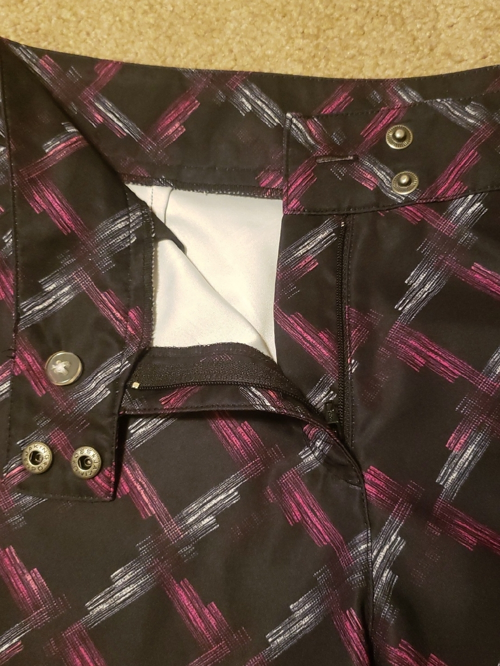 PGA Tour Women's Golf Shorts - Picture 5 of 12